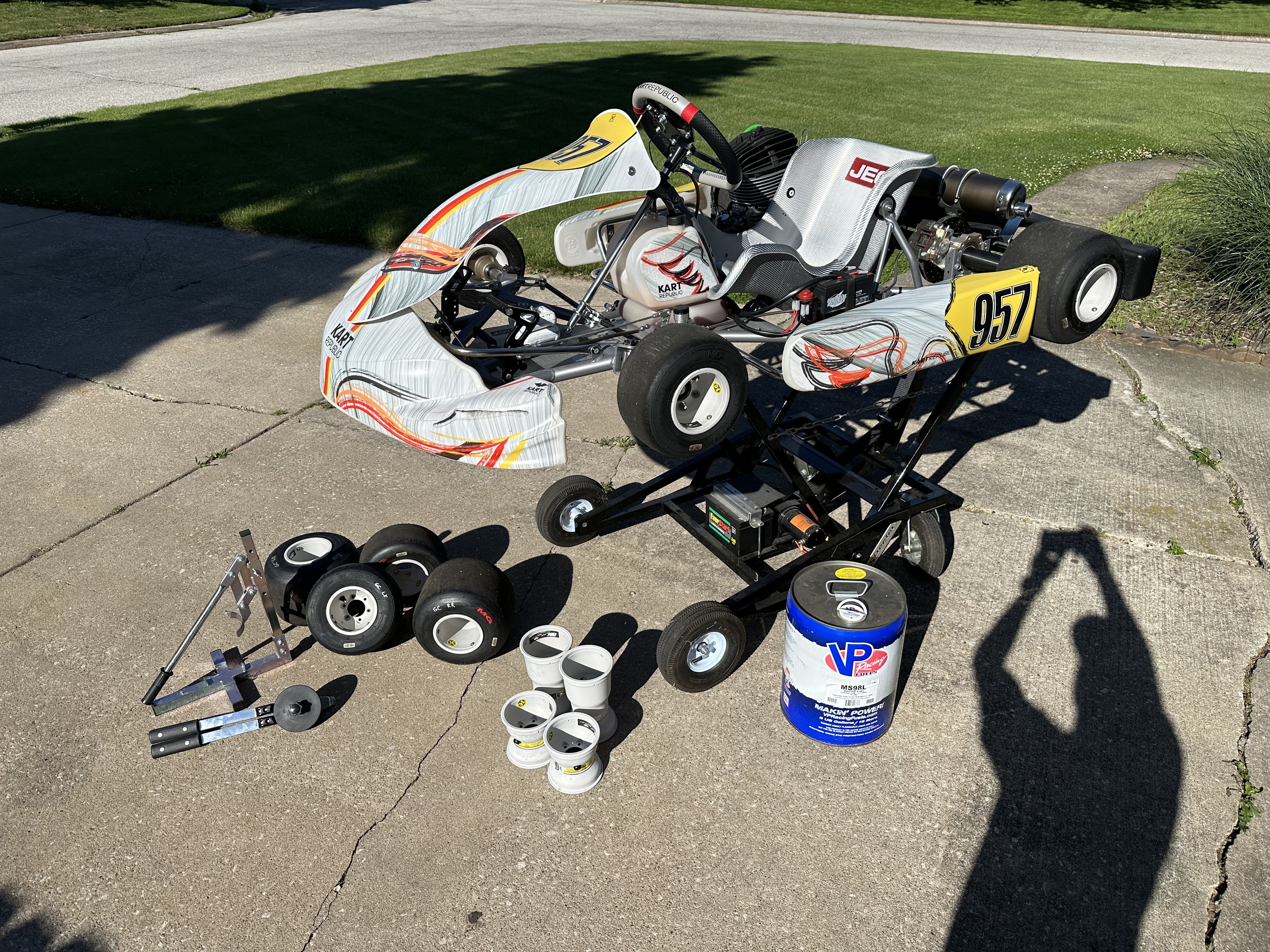 What do you think this full race setup is worth? : r/Karting